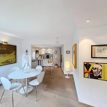 Super Art And Design Apartment *