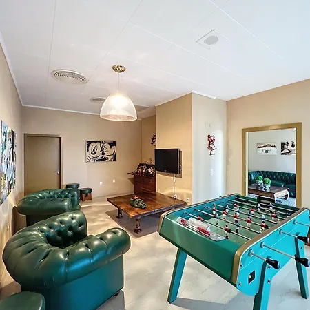 Super Art And Design Apartment *